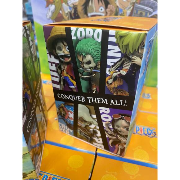 Mighty Jaxx Freeny’s Hidden Dissectibles ONE PIECE Mini Figure Blind Box - Picture 2 of 3